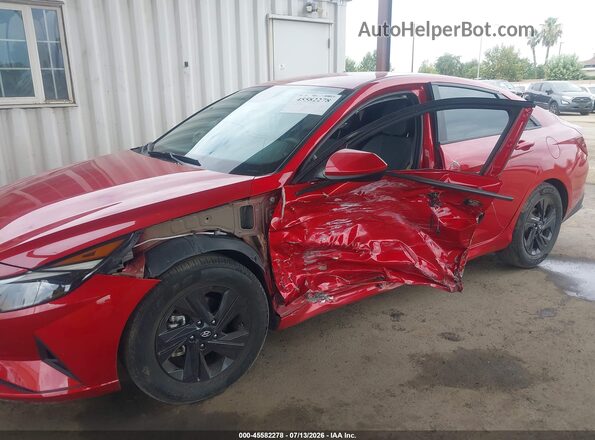 5NPLM4AG7MH051587 2021 HYUNDAI ELANTRA Red Вид спереду