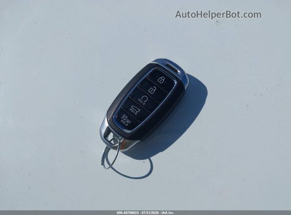 5NPLM4AG7PH091639 2023 HYUNDAI ELANTRA Серебряный Вид панели приборов