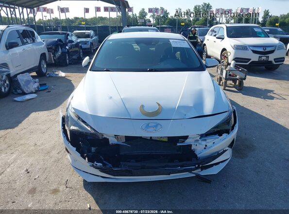 5NPLM4AG8MH011227 2021 HYUNDAI ELANTRA White ხელსაწყოთა პანელის ხედი
