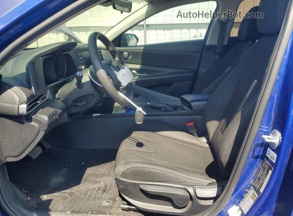 5NPLM4AG8MH011843 2021 HYUNDAI ELANTRA Blue Вид салону спереду
