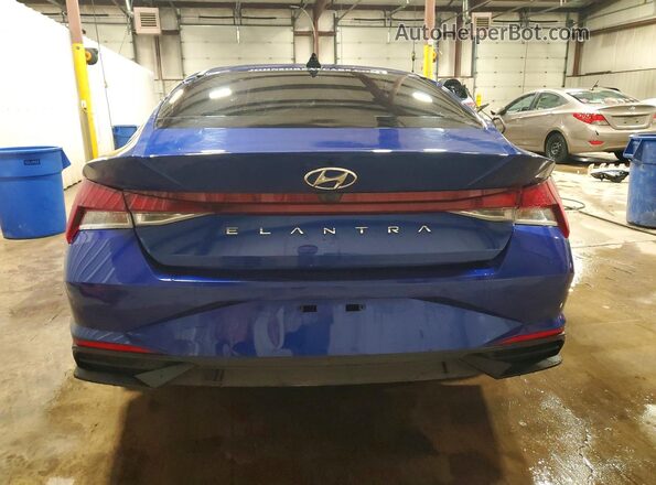 5NPLM4AG8MH035463 2021 HYUNDAI ELANTRA Blue Rear view