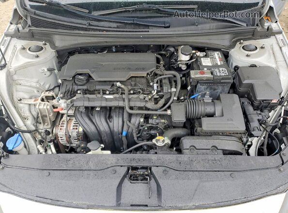 5NPLM4AG8PH104043 2023 HYUNDAI ELANTRA Silver Vista interior trasera