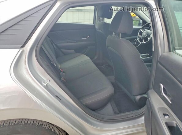 5NPLM4AG9MH010216 2021 HYUNDAI ELANTRA Gray Widok tylnych siedzeń