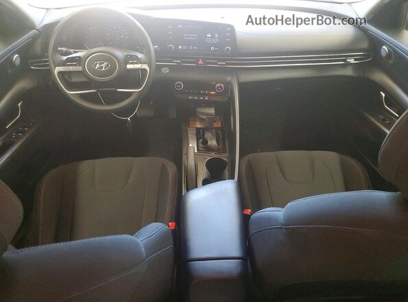 5NPLM4AG9MH024505 2021 HYUNDAI ELANTRA Красный Вид панели приборов