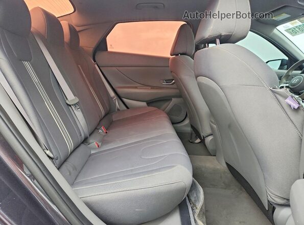 5NPLM4AG9MH047024 2021 HYUNDAI ELANTRA Charcoal Widok tylnych siedzeń