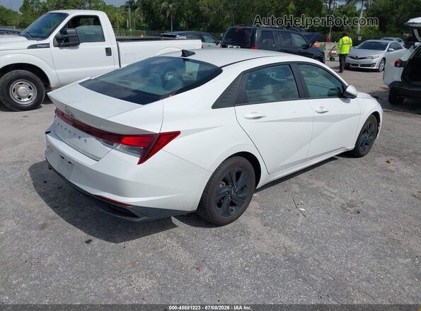 5NPLM4AG9NH079053 2022 HYUNDAI ELANTRA White უკანა მარჯვენა