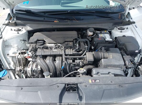 5NPLM4AG9NH079053 2022 HYUNDAI ELANTRA White უკანა ხედი