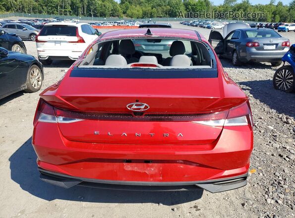 5NPLM4AGXMH046514 2021 HYUNDAI ELANTRA Red Հետևի տեսք