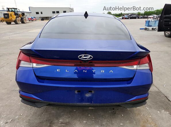 5NPLM4AGXNH064366 2022 HYUNDAI ELANTRA Blue Widok z tyłu