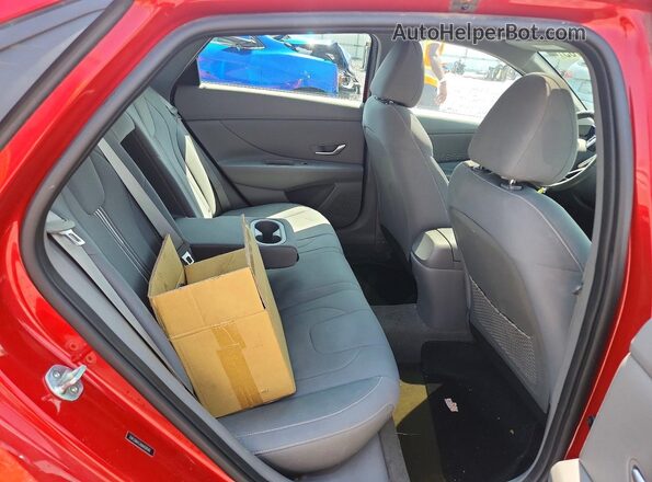 5NPLN4AG0MH014040 2021 HYUNDAI ELANTRA Maroon Вид задніх сидінь