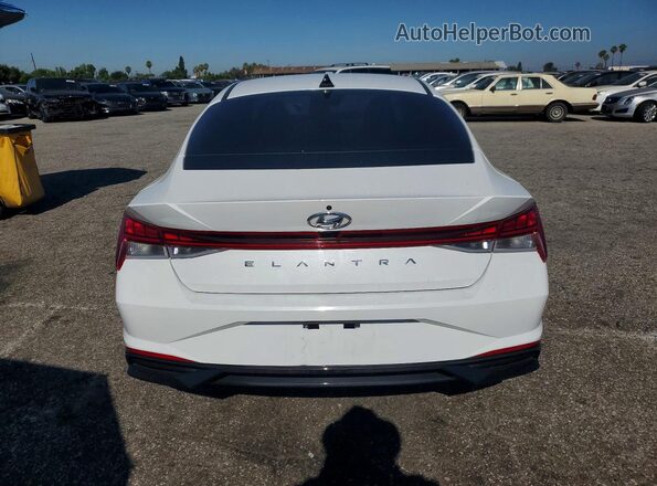 5NPLN4AG3MH027848 2021 HYUNDAI ELANTRA Белый Вид сзади