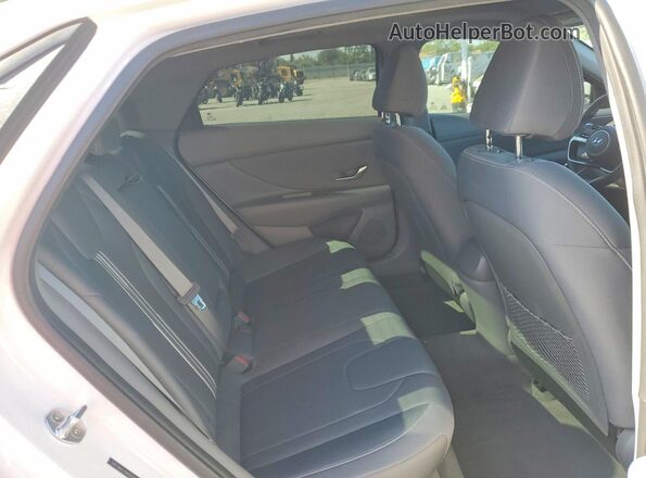 5NPLN4AG3MH027848 2021 HYUNDAI ELANTRA Белый Вид задних сидений