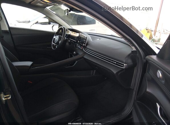 5NPLN4AG4MH004577 2021 HYUNDAI ELANTRA Серый Вид салона спереди