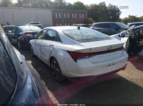 5NPLN4AG6MH027763 2021 HYUNDAI ELANTRA White 
