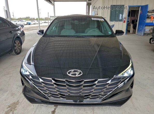 5NPLN4AG7NH069232 2022 HYUNDAI ELANTRA Black Вид спереду