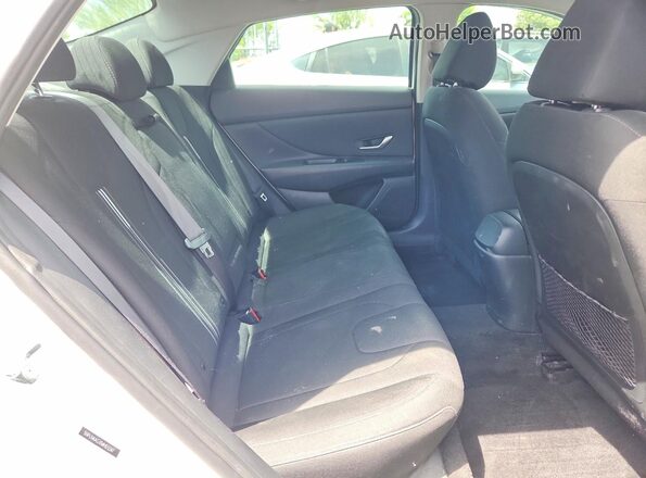 5NPLN4AGXMH013347 2021 HYUNDAI ELANTRA White Vista de los asientos traseros