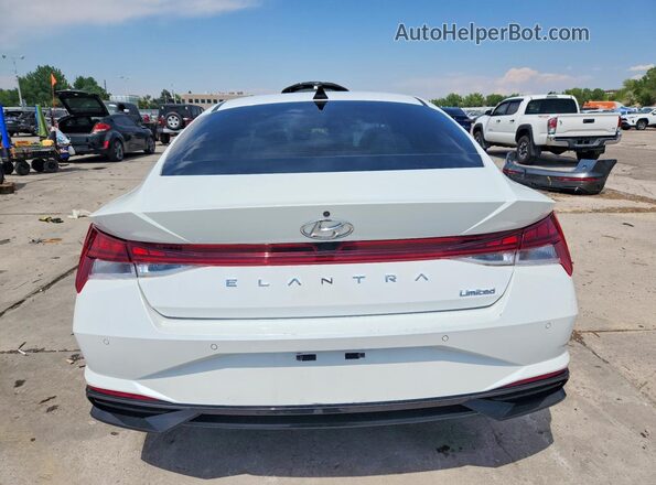 5NPLP4AG1MH014171 2021 HYUNDAI ELANTRA Белый Вид сзади