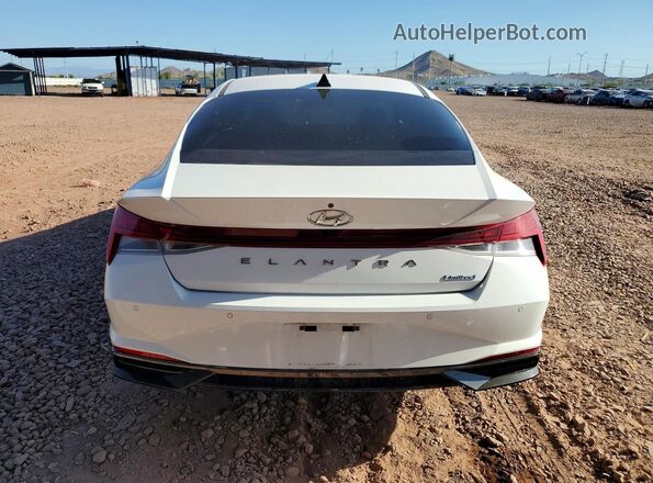 5NPLP4AG2PH108631 2023 HYUNDAI ELANTRA White Вид ззаду