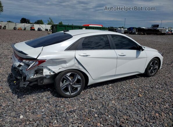 5NPLP4AG3PH090396 2023 HYUNDAI ELANTRA White Հետևի աջ