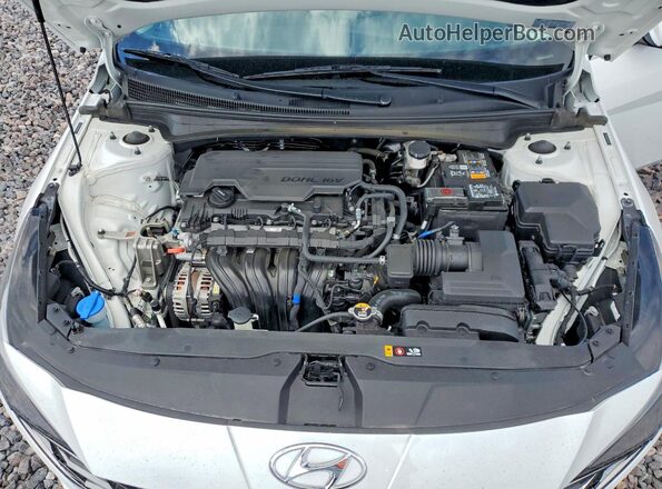 5NPLP4AG3PH090396 2023 HYUNDAI ELANTRA White Սալոնի հետևի տեսք