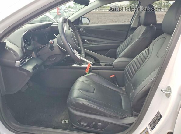 5NPLP4AG3PH090396 2023 HYUNDAI ELANTRA White Սալոնի դիմացի տեսք
