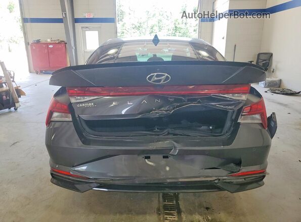 5NPLP4AG5NH073225 2022 HYUNDAI ELANTRA Silver Հետևի տեսք