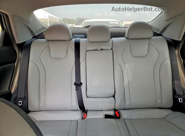 5NPLP4AG5PH114634 2023 HYUNDAI ELANTRA Silver უკანა სავარძლების ხედი