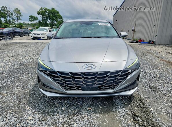 5NPLP4AG9NH069758 2022 HYUNDAI ELANTRA Silver Widok z przodu