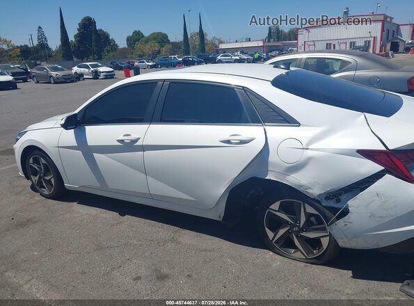 5NPLP4AGXNH078808 2022 HYUNDAI ELANTRA White Widok wnętrza 360 stopni