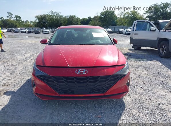 5NPLS4AG0NH060316 2022 HYUNDAI ELANTRA Red Rear interior view