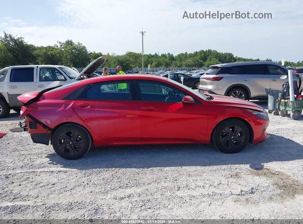 5NPLS4AG0NH060316 2022 HYUNDAI ELANTRA Red 360 interior view