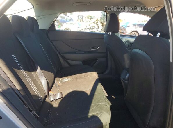 5NPLS4AG1NH059353 2022 HYUNDAI ELANTRA Silver Вид задніх сидінь
