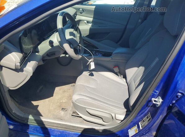 5NPLS4AG1PH099368 2023 HYUNDAI ELANTRA Blue Vista interior delantera