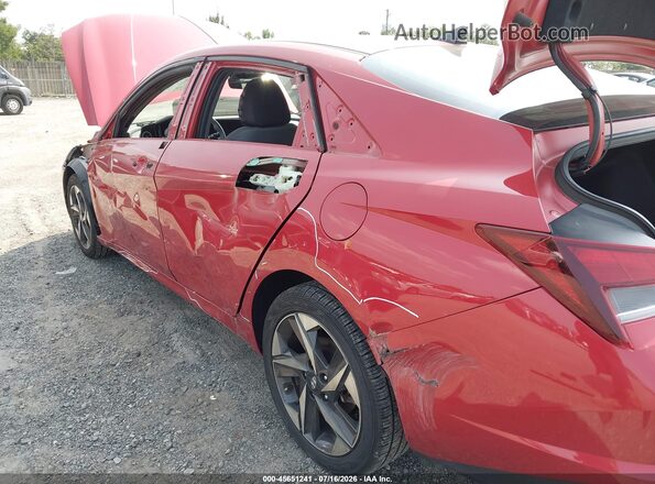 5NPLS4AG1PH102060 2023 HYUNDAI ELANTRA Красный Вид спереди