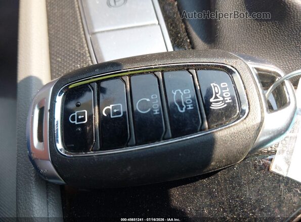 5NPLS4AG1PH102060 2023 HYUNDAI ELANTRA Красный Вид панели приборов