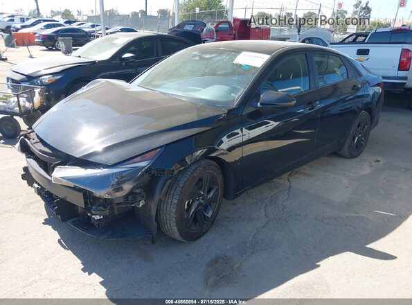 5NPLS4AG2NH074539 2022 HYUNDAI ELANTRA Black Przód lewy