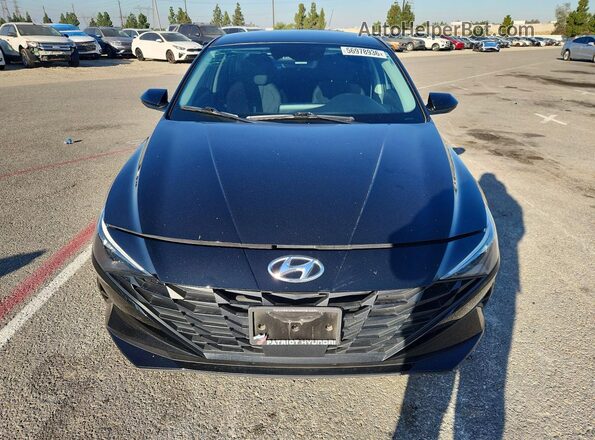 5NPLS4AG3MH031536 2021 HYUNDAI ELANTRA Черный Вид спереди