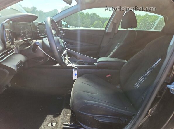 5NPLS4AG3NH084559 2022 HYUNDAI ELANTRA Black Front interior view