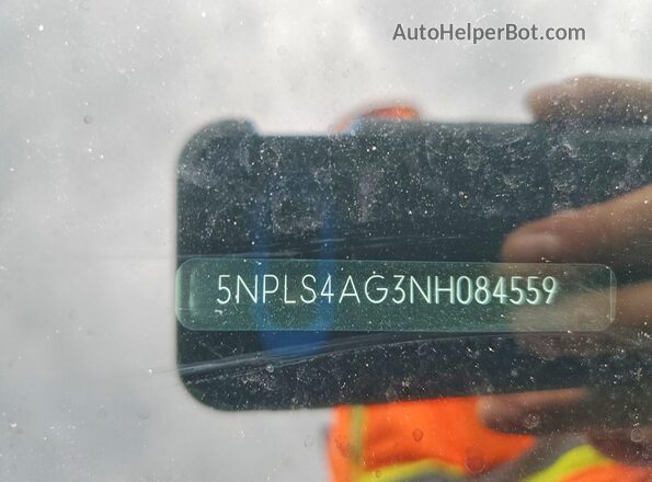 5NPLS4AG3NH084559 2022 HYUNDAI ELANTRA Black Engine compartment view