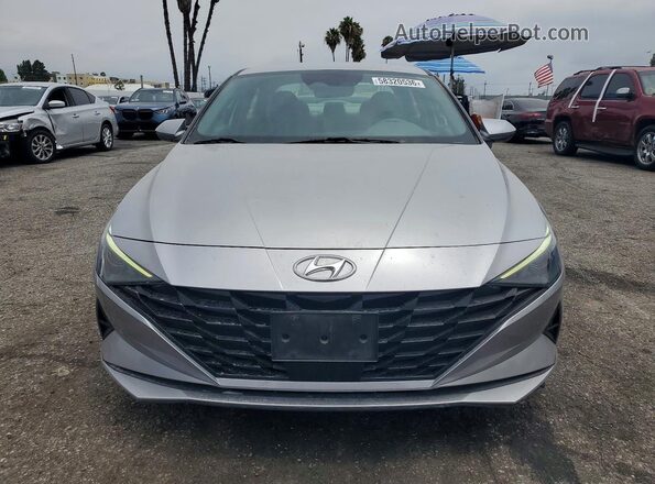 5NPLS4AG4MH006645 2021 HYUNDAI ELANTRA Silver Widok z przodu
