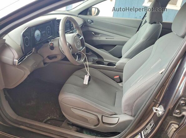 5NPLS4AG5NH071974 2022 HYUNDAI ELANTRA Gray Vista interior delantera