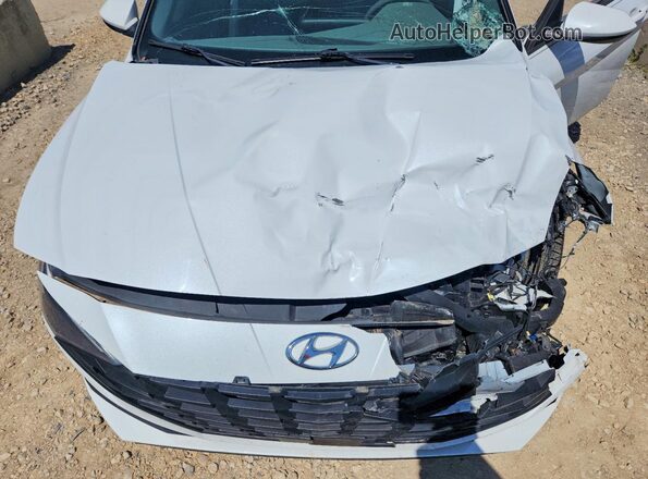 5NPLS4AG6MH022054 2021 HYUNDAI ELANTRA White Vista interior trasera