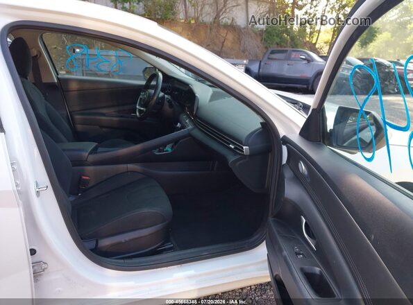 5NPLS4AG6PH096577 2023 HYUNDAI ELANTRA White წინა სალონის ხედი