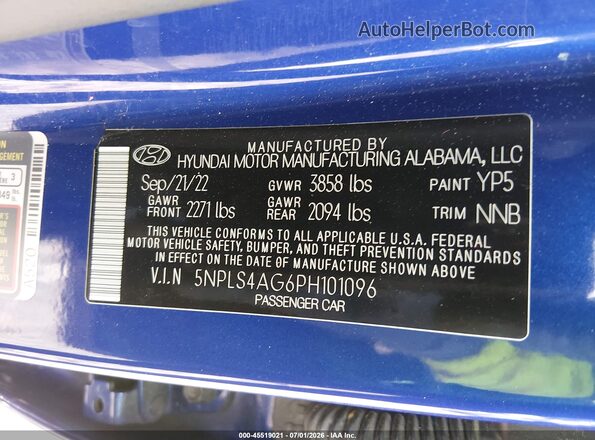 5NPLS4AG6PH101096 2023 HYUNDAI ELANTRA Blue ძრავის განყოფილების ხედი