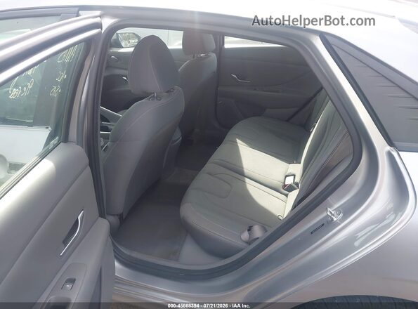 5NPLS4AG8PH118790 2023 HYUNDAI ELANTRA Silver Widok naklejki z numerem VIN