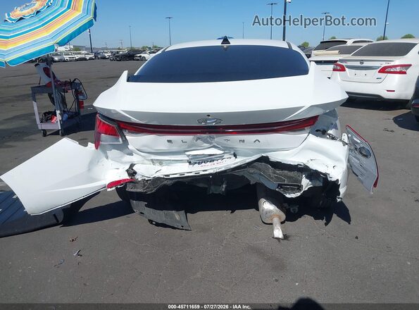 5NPLS4AG9PH097268 2023 HYUNDAI ELANTRA White Դիմացի տեսք