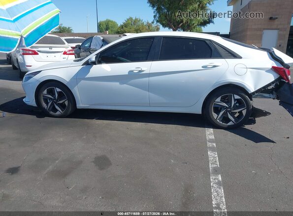 5NPLS4AG9PH097268 2023 HYUNDAI ELANTRA White 