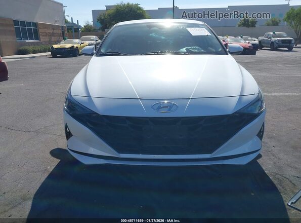 5NPLS4AG9PH097268 2023 HYUNDAI ELANTRA White Սալոնի հետևի տեսք
