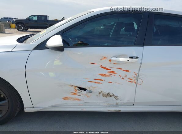 5NPLS4AGXMH035731 2021 HYUNDAI ELANTRA White Widok z przodu