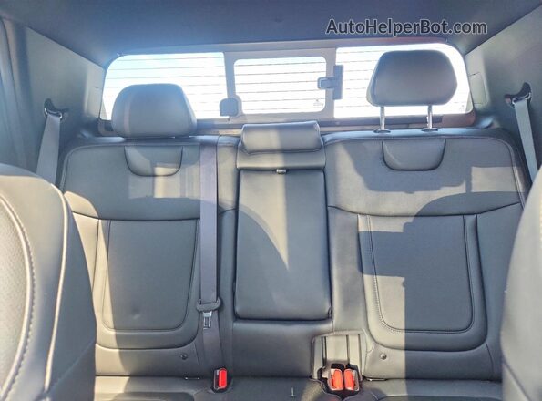 5NTJCDDE5SH127505 2025 HYUNDAI SANTA Black Հետևի նստատեղերի տեսք